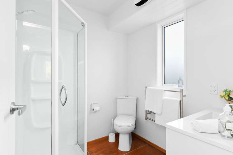 24a Helensburgh Road Halfway Bush_16