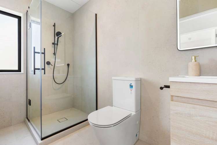 21B County Road Torbay_16