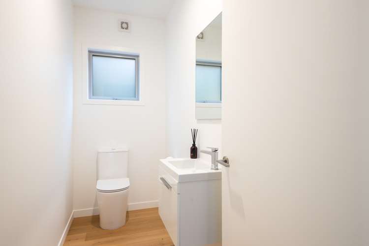 16b Hine Street New Plymouth Central_17