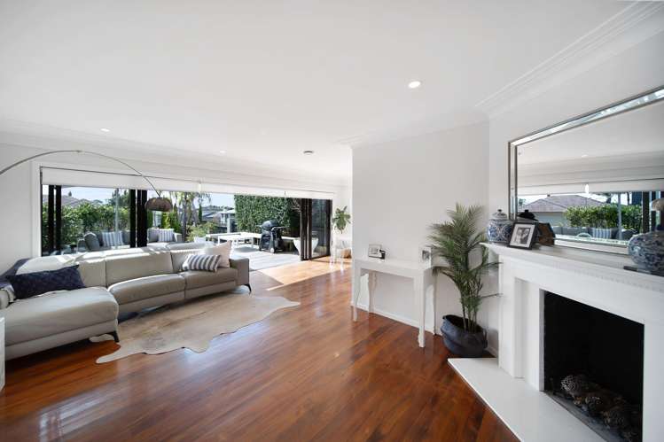 1/8 Waller Avenue Bucklands Beach_13