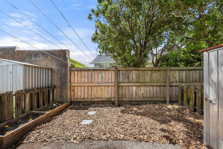 5/518 Fergusson Drive Trentham_10