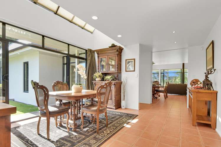 19 Western Line Westmere_6