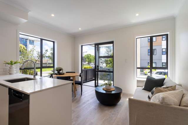 BRAND NEW • QUALITY • SUN • CITY CLOSE!