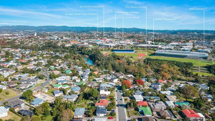 30 Sylvan Crescent Te Atatu South_34