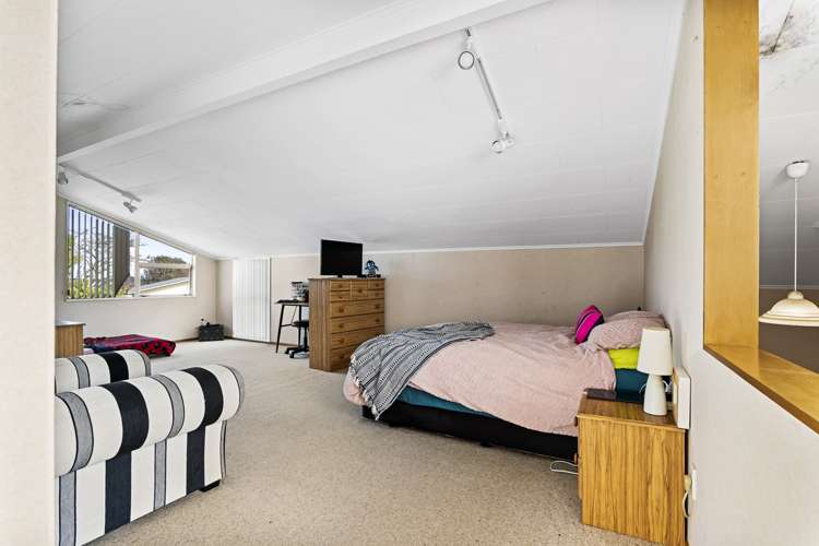 291 Glover Road Hawera_14