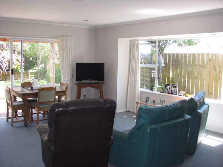 2/48 Martin Road Paraparaumu Beach_6