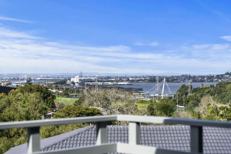 1/12 Impala Place Hillsborough_6