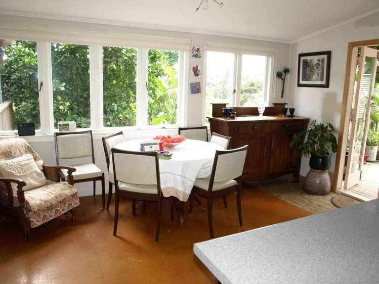 27 Putiki Road Ostend_7