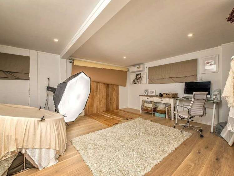 44 Gibbs Crescent Red Hill_13