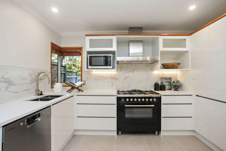 24b Kingsview Road Mount Eden_24