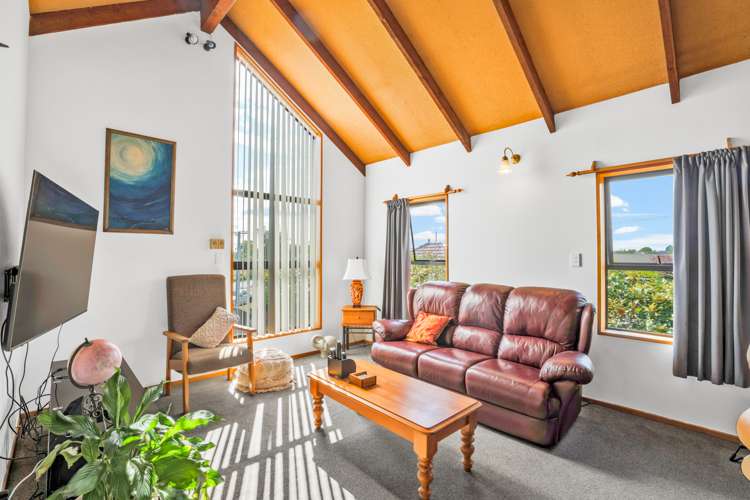 60 Dallington Terrace Dallington_13