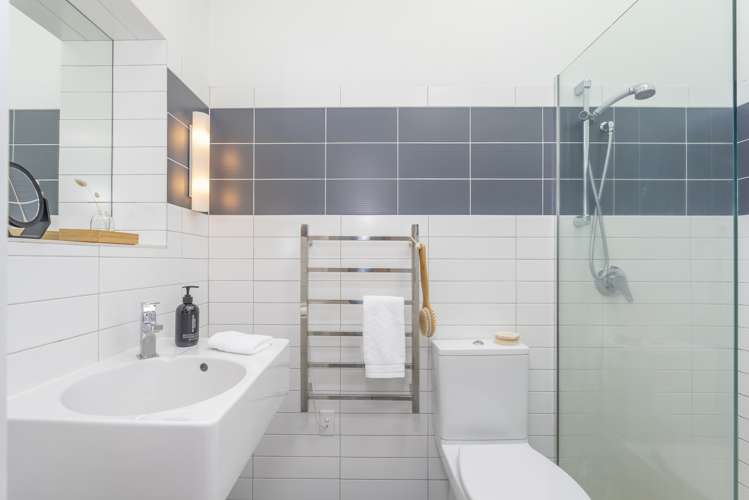28 Buxton Street Point Chevalier_25
