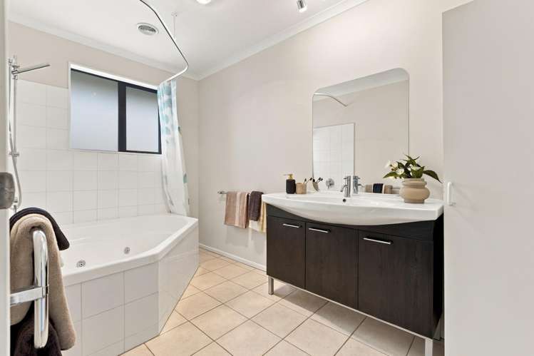 21 Sorrento Place Kelvin Grove_13