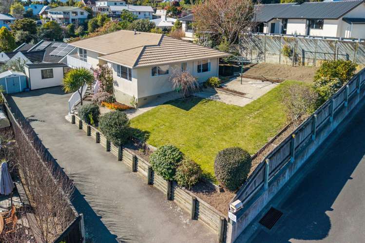 27 Idesia Grove_4