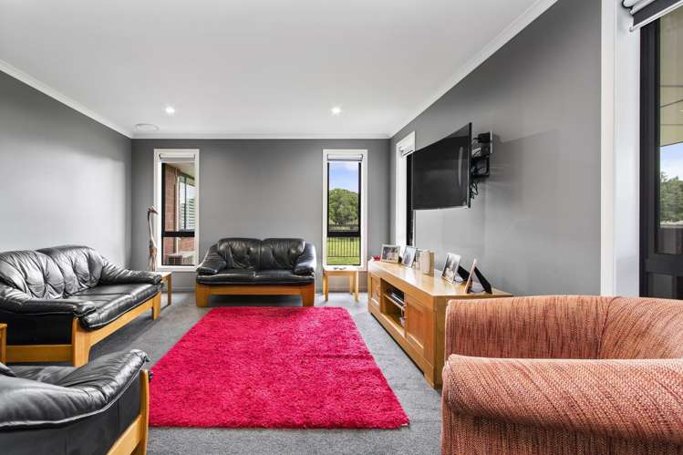 37 Mike Smith Drive Cambridge_9