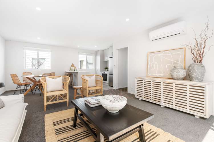 3/368 Hereford Street Linwood_3