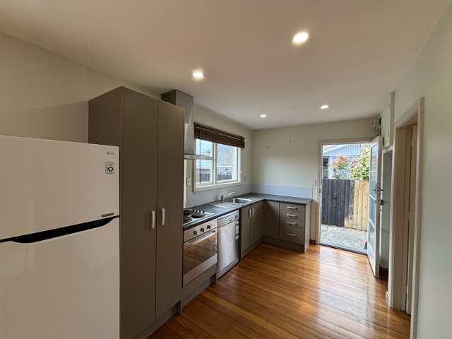 2/37 Lochee Road Upper Riccarton_1