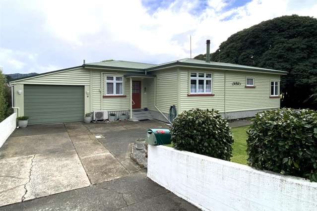 2 Sinnamon Street Reefton_1