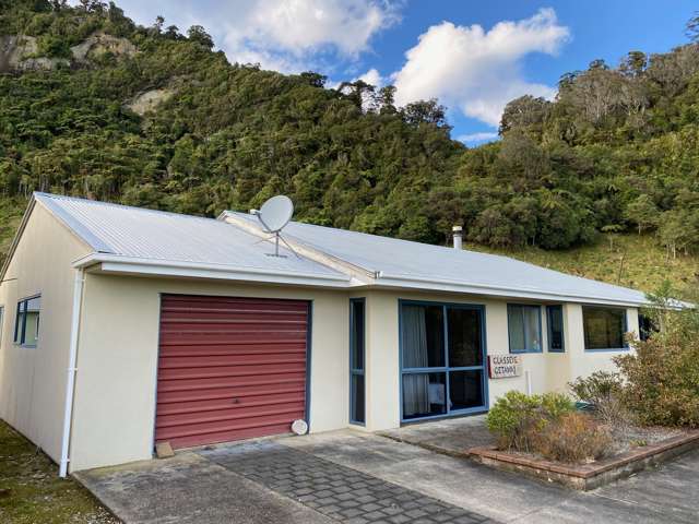 2 Horncastle Crescent Little Wanganui_2