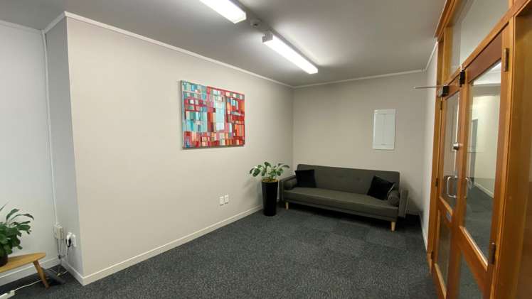 Tenancy 4/28-30 Grey Street Tauranga Central_1