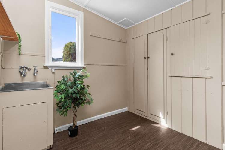 12 Koromiko Street Saint Martins_11