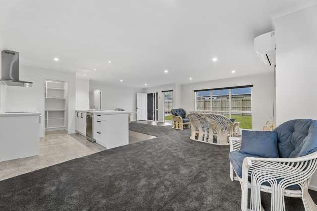 4A Carrick Robertson Place Waihi_2