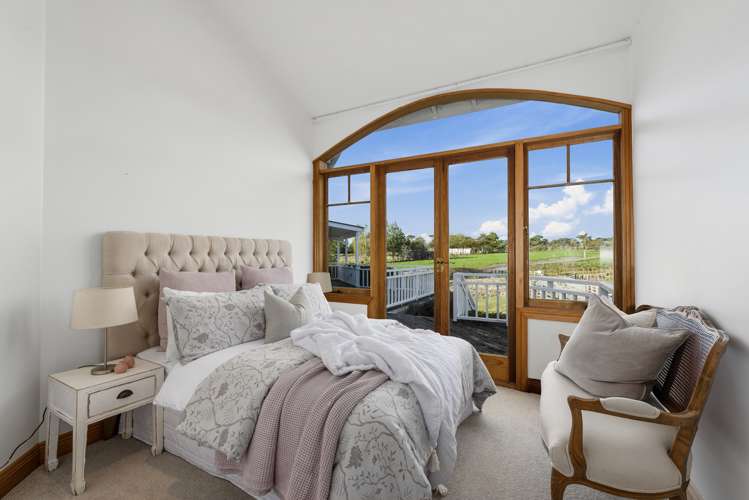 55 Barrett Road Riverhead_15