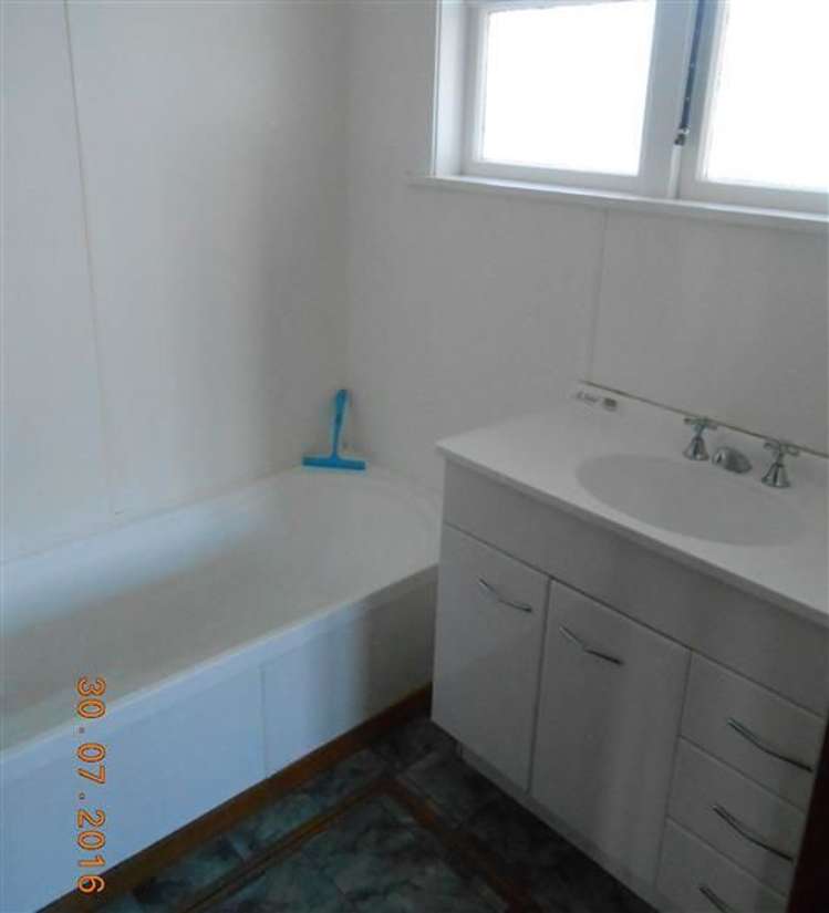 5 Argyle Street Blenheim Central_7