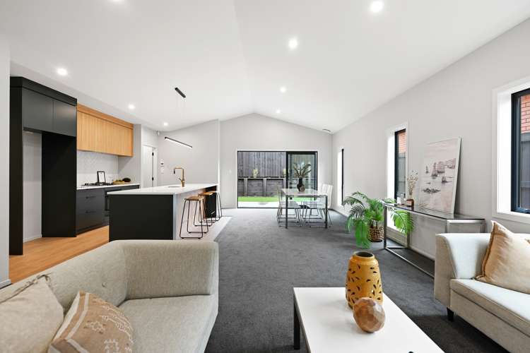 35 Earp Crescent Chartwell_9