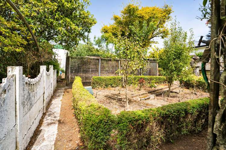 2 Koromiko Street Inglewood_16