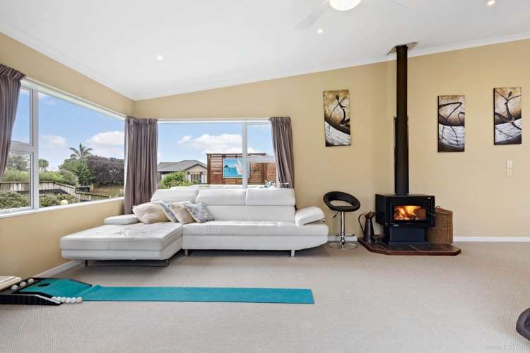 8 Calderwood Close Waiuku_2