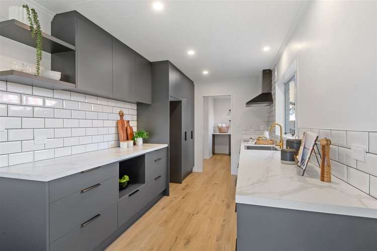 49c Lakewood Drive Burwood_3