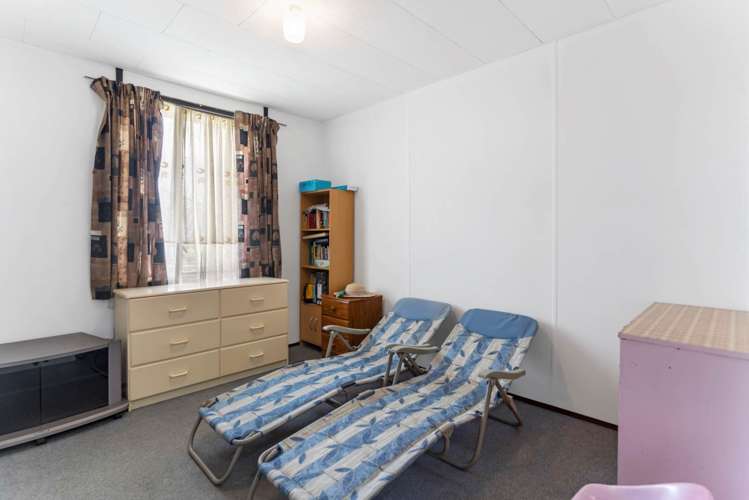 39 Kelman Road Kelston_9