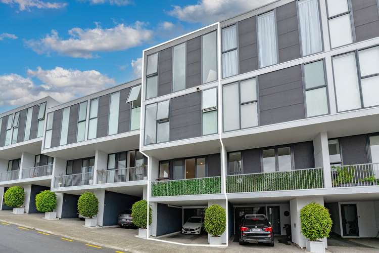 82 Fisher-Point Drive Auckland Central_20