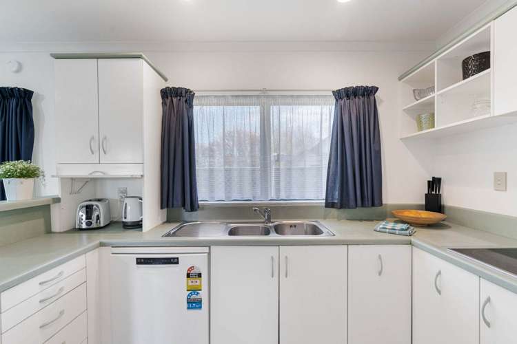 106 College Place Poike_15