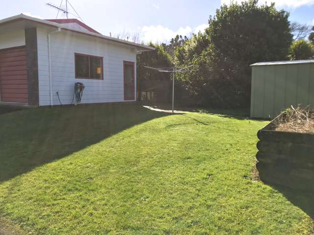 122unit Kenny Street Waihi_4