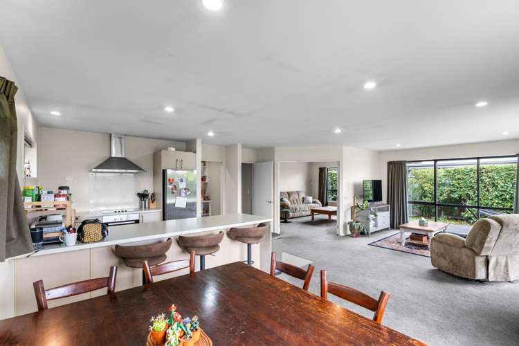 38 Little Oaks Drive Yaldhurst_5