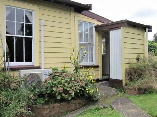 4 Woodstock Road Karangahake_1