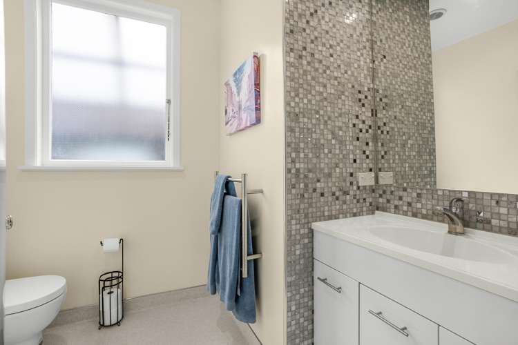 8/103 Epuni Street Epuni_11