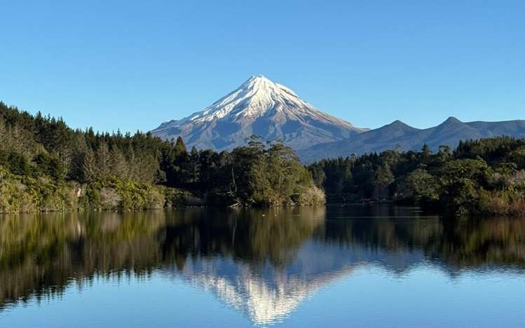1971 Egmont Road Kaimiro_19