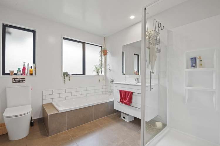 25 Crossley Avenue Woodend_11