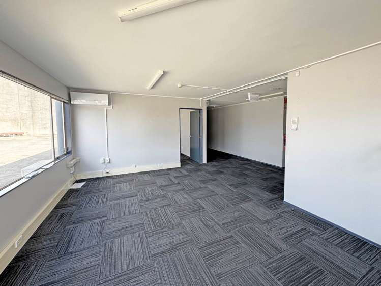 Unit C/136 Cryers Road East Tamaki_5