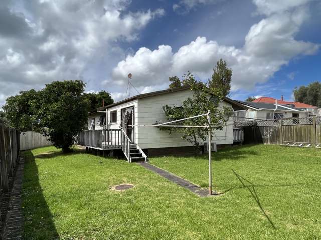 Mt Roskill, 3 bedrooms