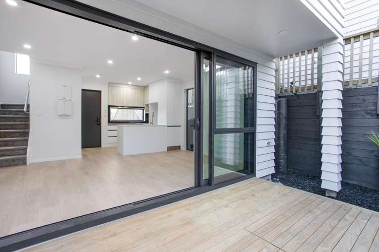 Lot 6/15 Locket Road Glenfield_8