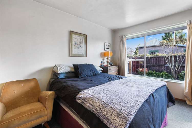 2/45 Laurence Street Waltham_5