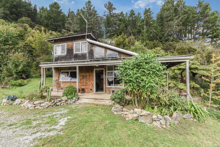 1155 East Takaka Road Upper Takaka_16