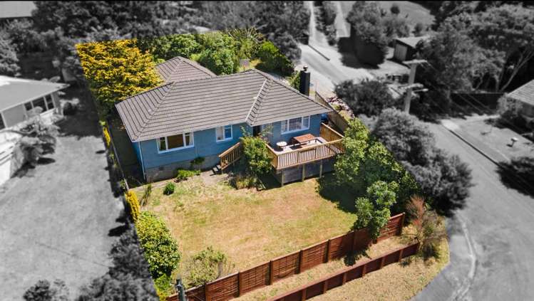 59 Lees Grove Wainuiomata_19