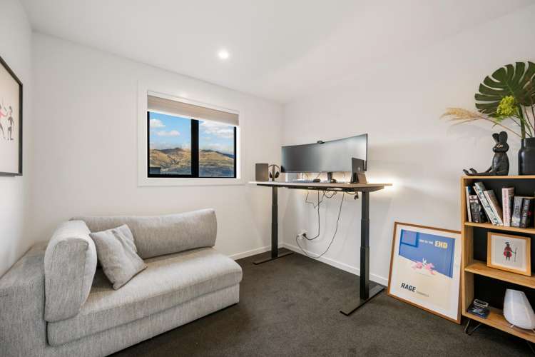 101 Burdon Loop Lake Hawea_14