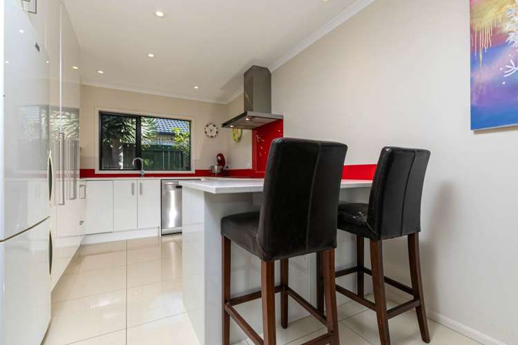 5 William Gamble Drive Greenhithe_5