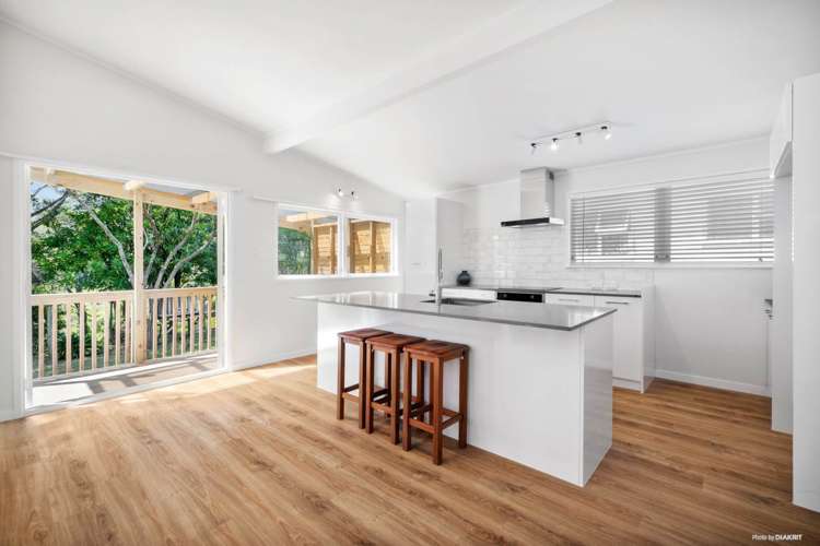 13 Mcphail Street Birkdale_6